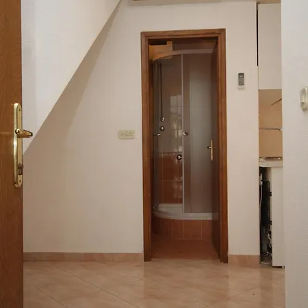 Vis 2435a Διαμέρισμα